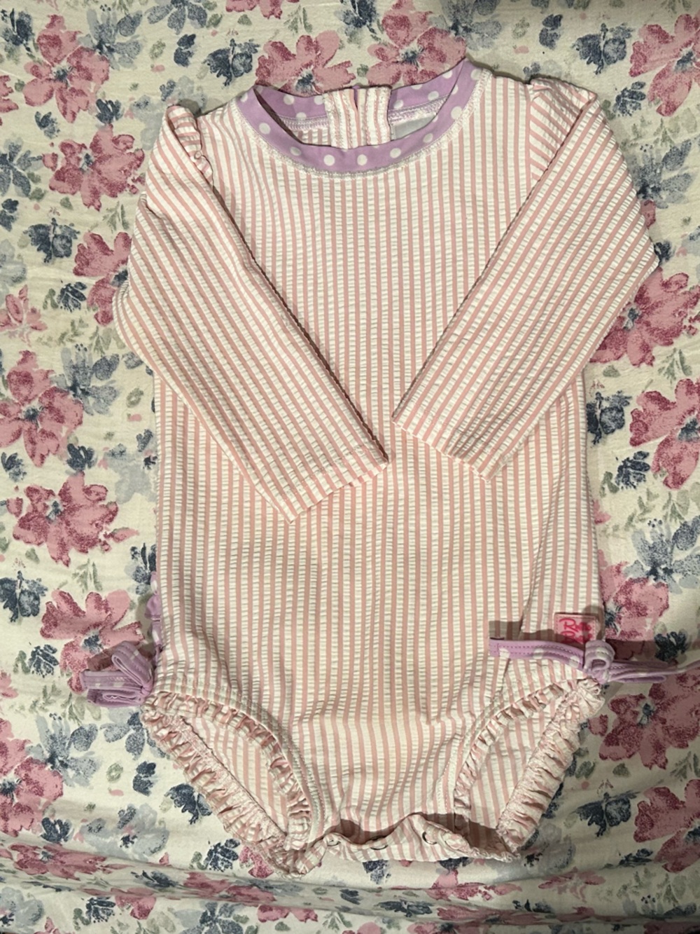 Ruffle-butt Seersucker Rash Guard Swimsuit